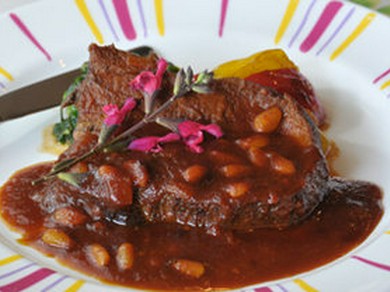 牛タン赤ワイン煮