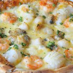 シーフードピッツァ