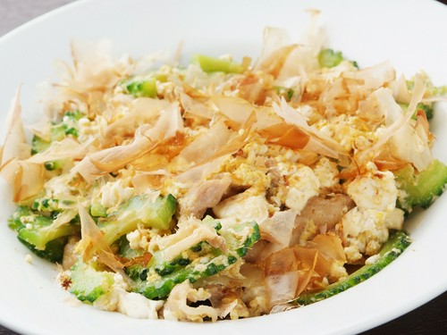 ゴーヤチャンプル　630円