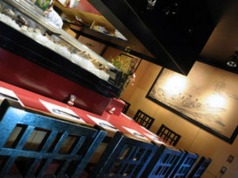 お一人様も大歓迎、ふらっと立ち寄れるお店です。