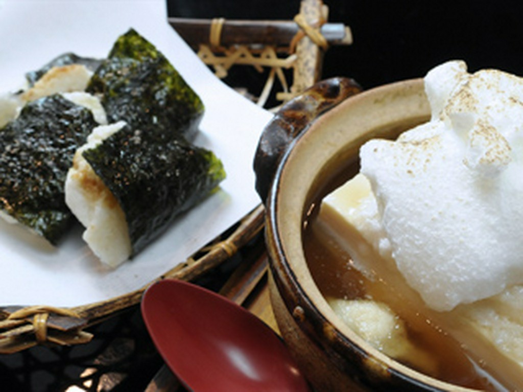 ふんわり　ほっ（ＨＯＴ）豆腐と山芋のふわふわ焼き