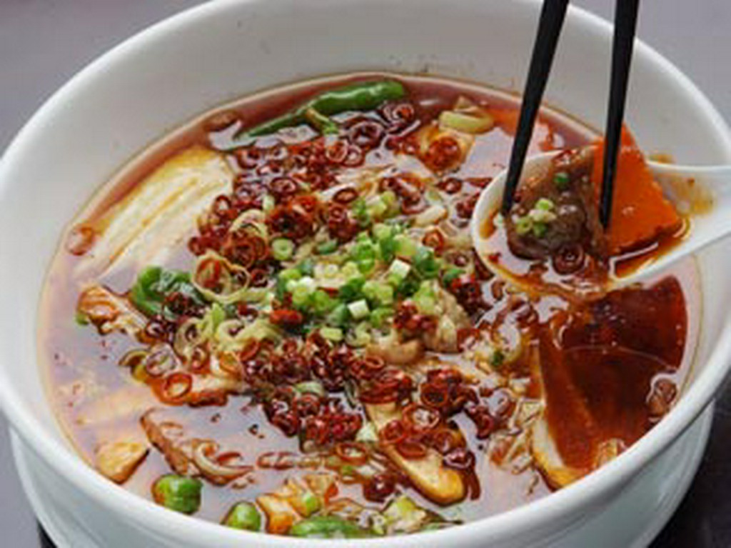 熱い季節に最高！　“激辛四川風牛肉煮込み”