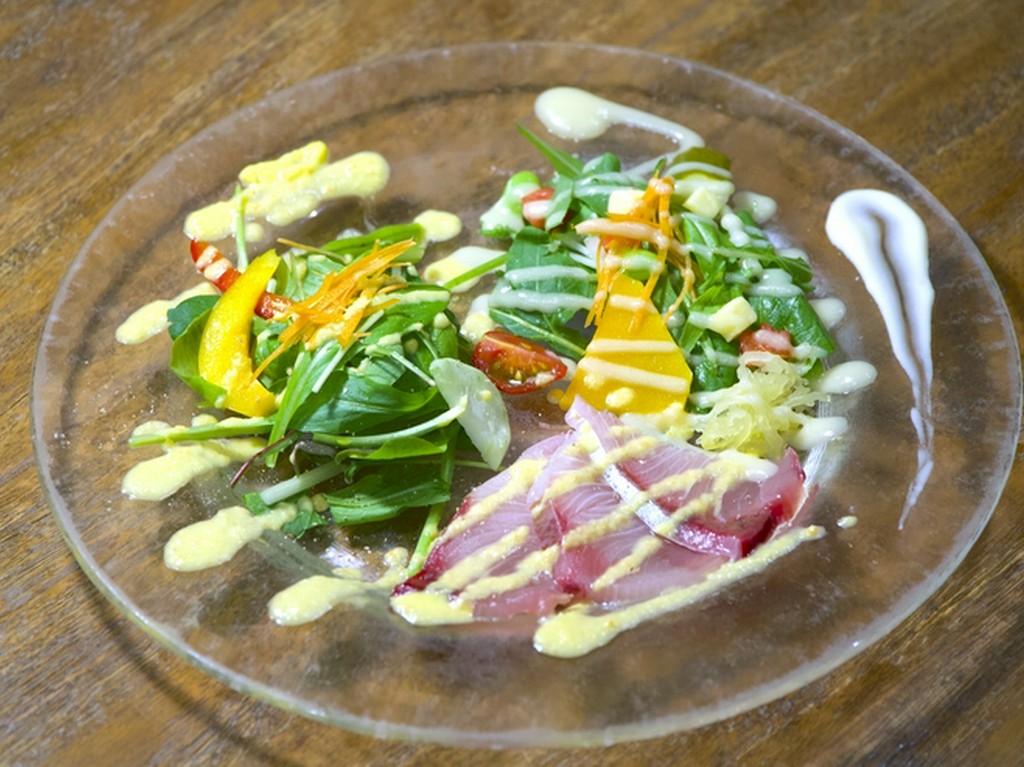 食の「安全」「安心」「地産地消」をモットーに、横浜野菜を使用