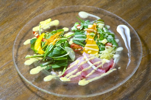 食の「安全」「安心」「地産地消」をモットーに、横浜野菜を使用