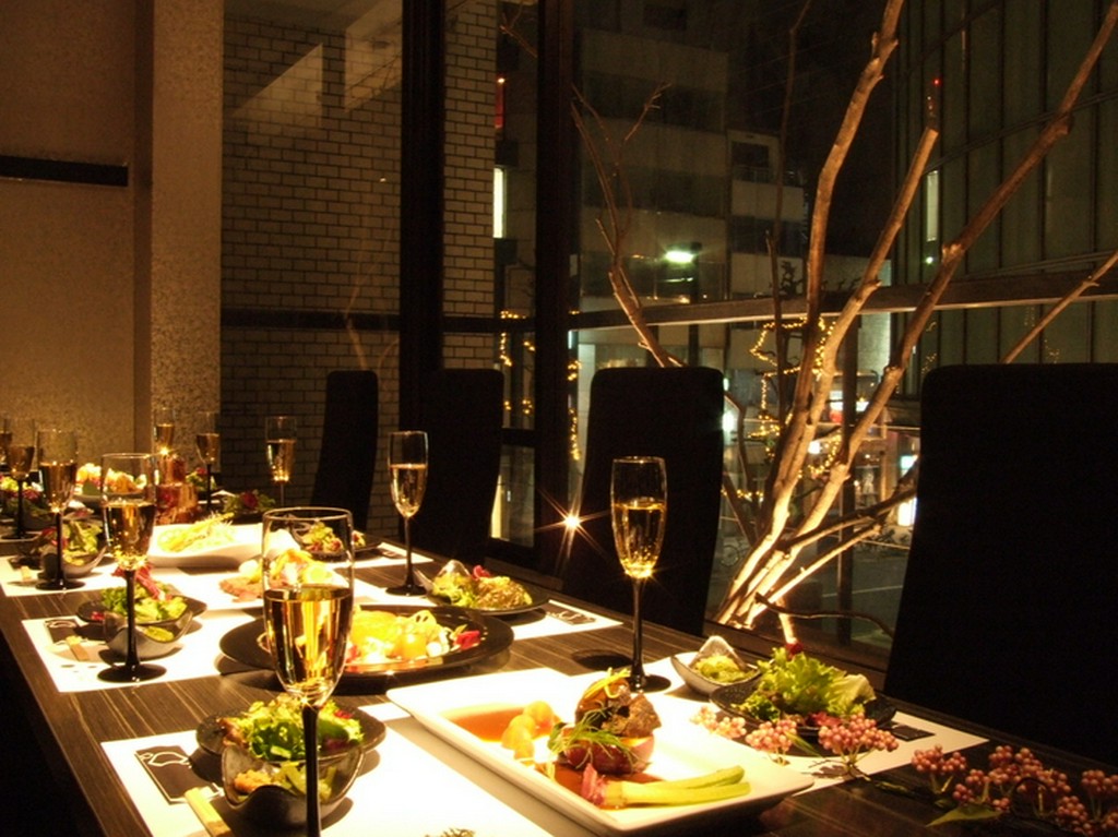 最大12名様まで入れる個室は、ご接待や大切なお集まりに最適です