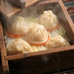 溢れんばかりの肉汁が絶品♪