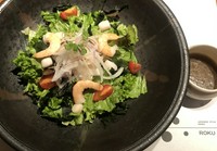 さつま芋を丸ごと使用し、くり抜いたところに甘めのさつまいもとチーズがとろ～りと合わさったオリジナルグラタン。