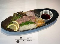 山芋と豚肉を使用した広島風お好み焼き！熱々の鉄板で老若男女問わず誰もが虜になること間違いなし。