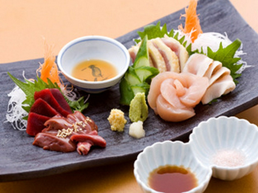 秋田比内地鶏の刺盛