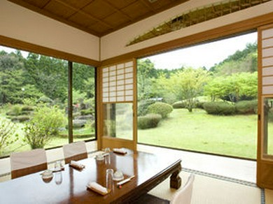 個室は2名～最大130名まで御利用いただけます