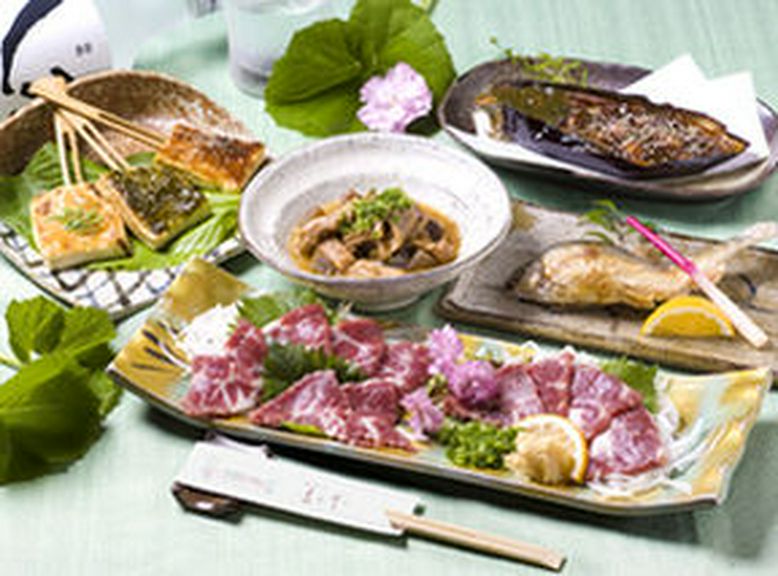 馬刺し・馬ホルモン・川魚料理・各種田楽などの単品料理
