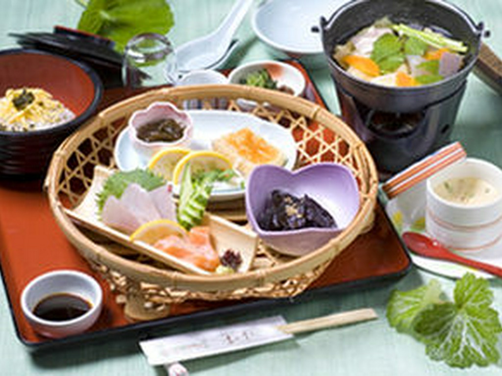 ツアーや社員旅行のお客様に好評な郷土和膳