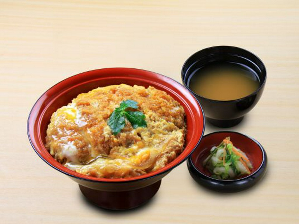 誰からも好かれる、うまさ満載の和食定番メニュー、丼