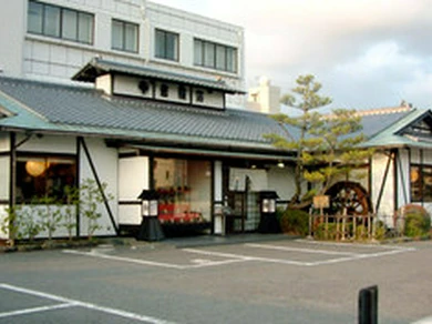 落ち着きの店内