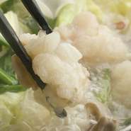 ふわふわで、プリップリッのもつは絶品です。