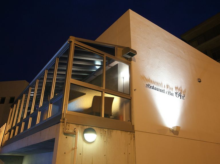 八幡西区の閑静な住宅街にひっそりと佇むラグジュアリーな空間