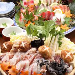 寒い冬には温かい「鍋」で乾杯