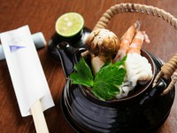 土瓶に閉じ込めた秋の味覚『松茸とハモの土瓶蒸し』