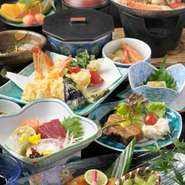 日本料理の名店、尾張・江南の『天錦』。大小座敷個室・テーブル席の宴会場をご用意しておりますので、会社でのご宴会からご家族での食事、法事や慶事の際にもご利用頂けます。マイクロバスでの送迎もございます。