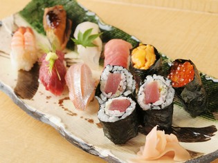 プロの目から選んだ旬の鮮魚を味わう『握り寿司』