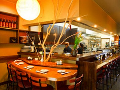 落ち着いた雰囲気の店内