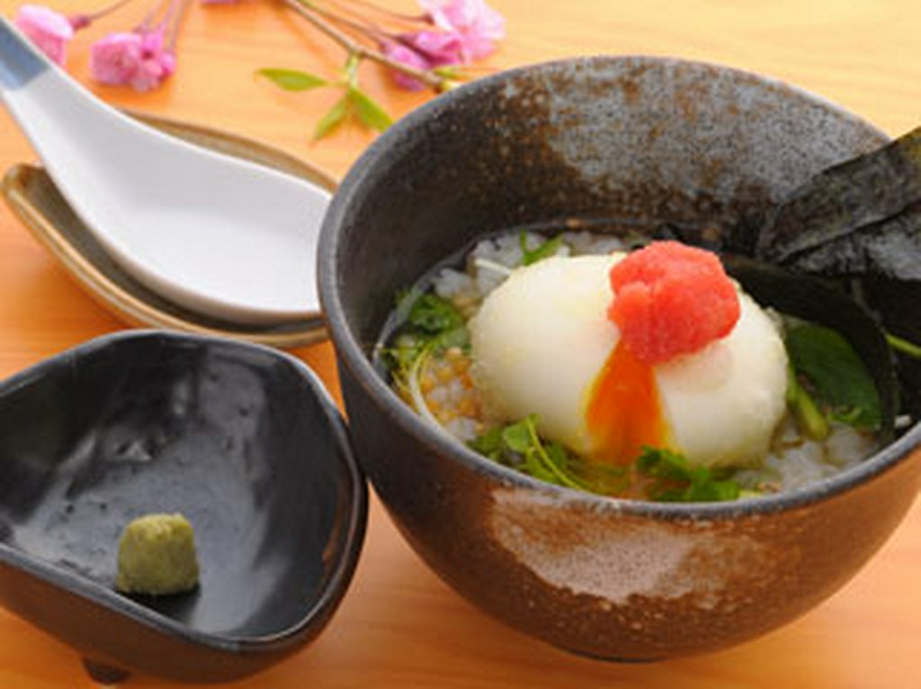 明太子と半熟卵の揚げだし茶漬け　680円