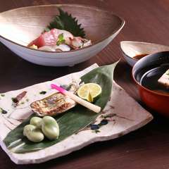 素材を活かした調理で食通の方々にもご満足頂いております。