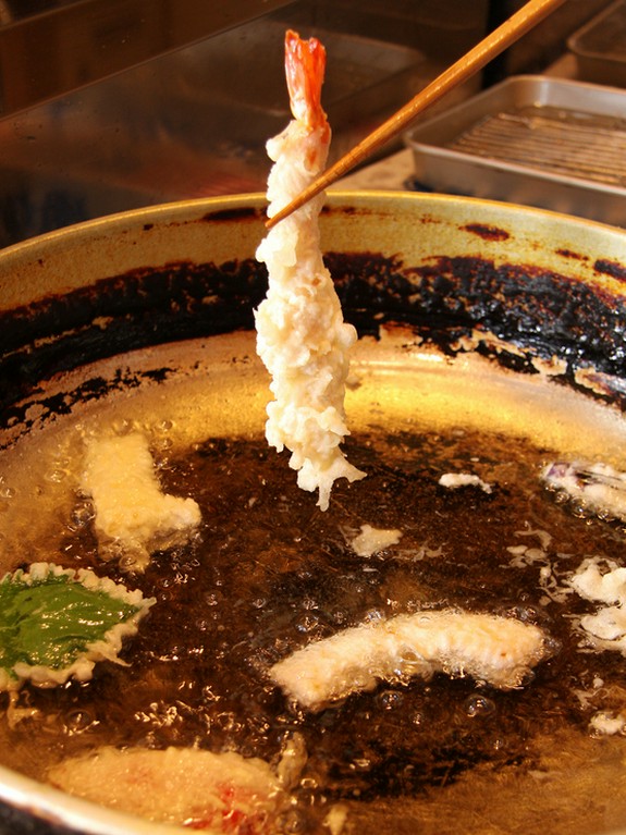 サクッ！カリッ！ふわっと食感をご堪能ください