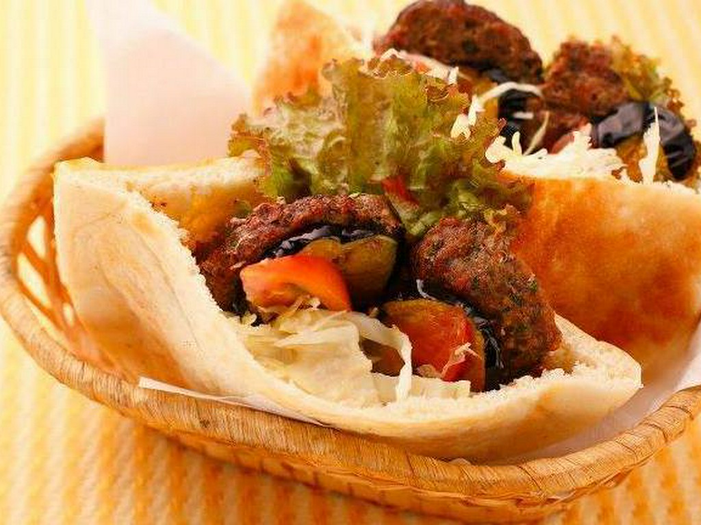 ピタ サンドウィッチ