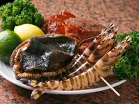 新鮮な鮮魚