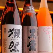 相性抜群のお酒が揃います。日本酒や焼酎はもちろん、女性に嬉しいこだわりの梅酒もございます。