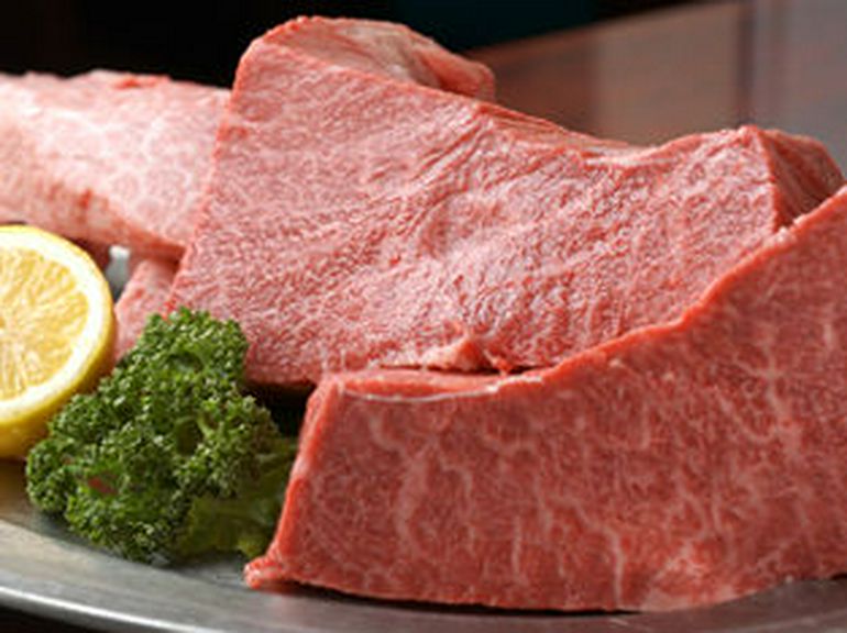 家族と同僚と友人とわいわい焼肉!!