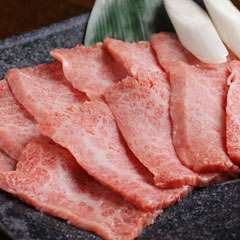 牛たん・特上カルビを始め、良質の牛肉の旨み！