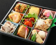 ※茜・椿・松・桜・竹・梅はご飯は付いておりません。
プラス216円でご飯と味噌汁をお付け出来ます。