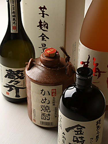 お酒各種取り揃えております