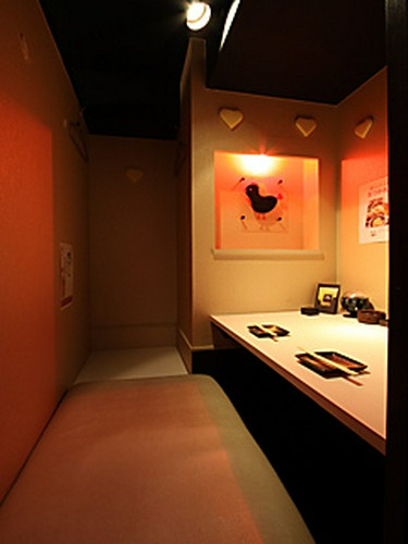 カップル個室で2人の世界を