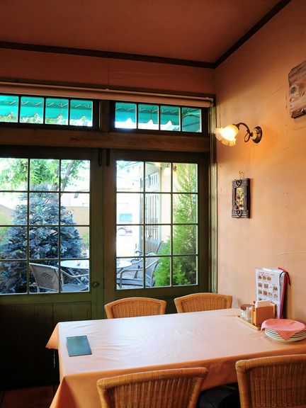 各部屋からお庭が望める心安らぐ空間です。