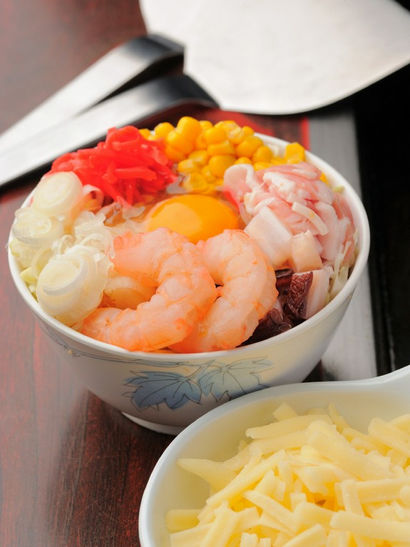 こちらももん吉でははずせないひと品『スペシャルチーズ天』