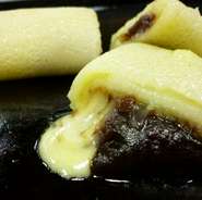 もんじゃシメといえばあんこ巻きが定番！地元で長年愛されている鉄板焼きスイーツです