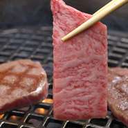 こだわりの【手洗い網】。熱を逃さず一気に焼き上げます