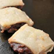 定番のあんこ巻き。デザートにどうぞ。