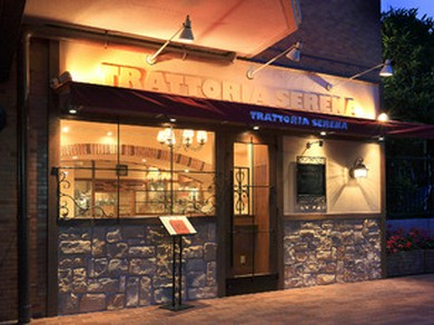 高級住宅街の一角にたたずむ、大人たちの隠れ家