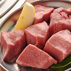 食べ応えのある人気メニュー！　『厚切りコロタン』