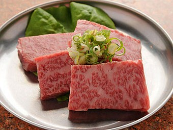 品質の良い黒毛和牛を使用した『黒毛和牛ロース』