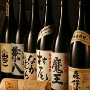 プレミア焼酎から稀少種まで揃ってます！
ソーダ割/ウーロン割/緑茶割り　各 別途150円
トッピング（梅干し/レモン）　 各 別途55円