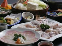 付出し、てっ皮、てっさ、ふぐ鍋、ぞうすい、フルーツ、ひれ酒