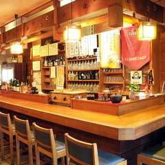気軽に立ち寄れるアットホームなお店