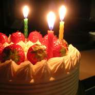 家族でイタリアンなんていかがですか？
お子様椅子も準備してあります。
家族おそろいで誕生日のお祝いや入学祝いなどデザートにメッセージを
お書きして花火をつけてお祝いしちゃいます！
