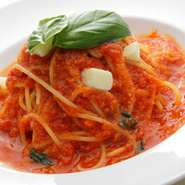 甘味の強いフレッシュトマトを使用したさっぱりといただけるパスタ