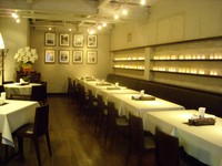 オススメNo.1　前菜とデザートが付いたメニュー旬の前菜盛り合せ月替わりの季節のパスタ・リゾットの中から1品季節の選べるドルチェお飲物